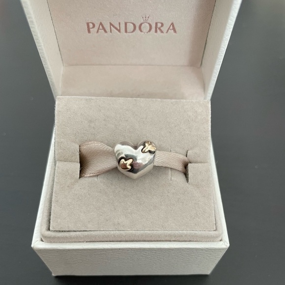Pandora Jewelry - Pandora Love Struck Charm